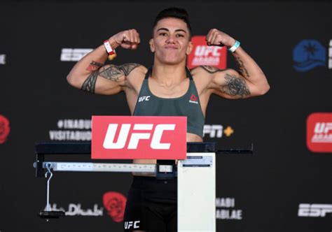 jessica andrade nude|Jessica Andrade Nude OnlyFans Leaks